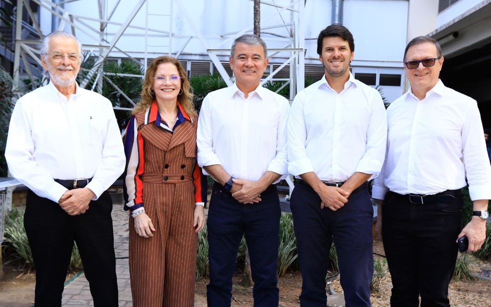 Caio Zahram, Giane Maria, Nicomedes Filho, Pedro João Zahram Turqueto e Vanderley Mazine — Foto: Fábio Lima/O Popular