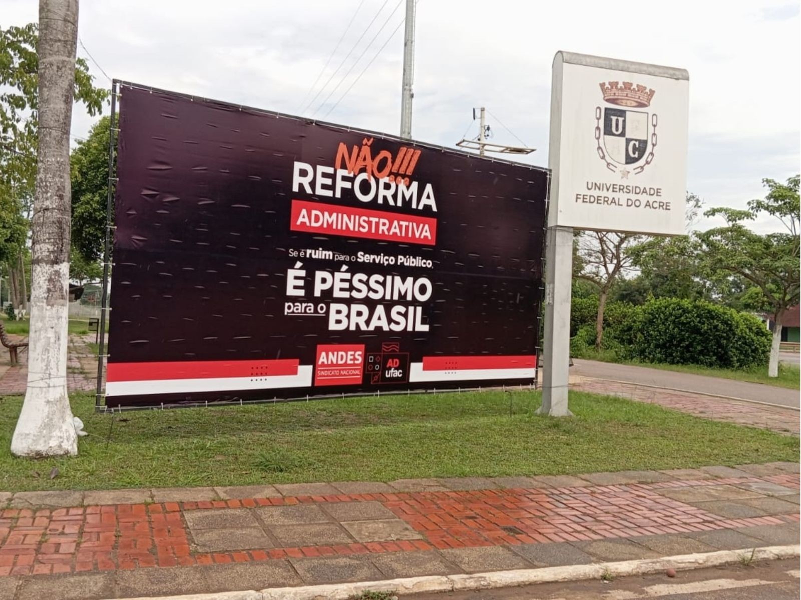 Professores da Ufac paralisam aulas por dois dias em protesto contra Reforma Administrativa