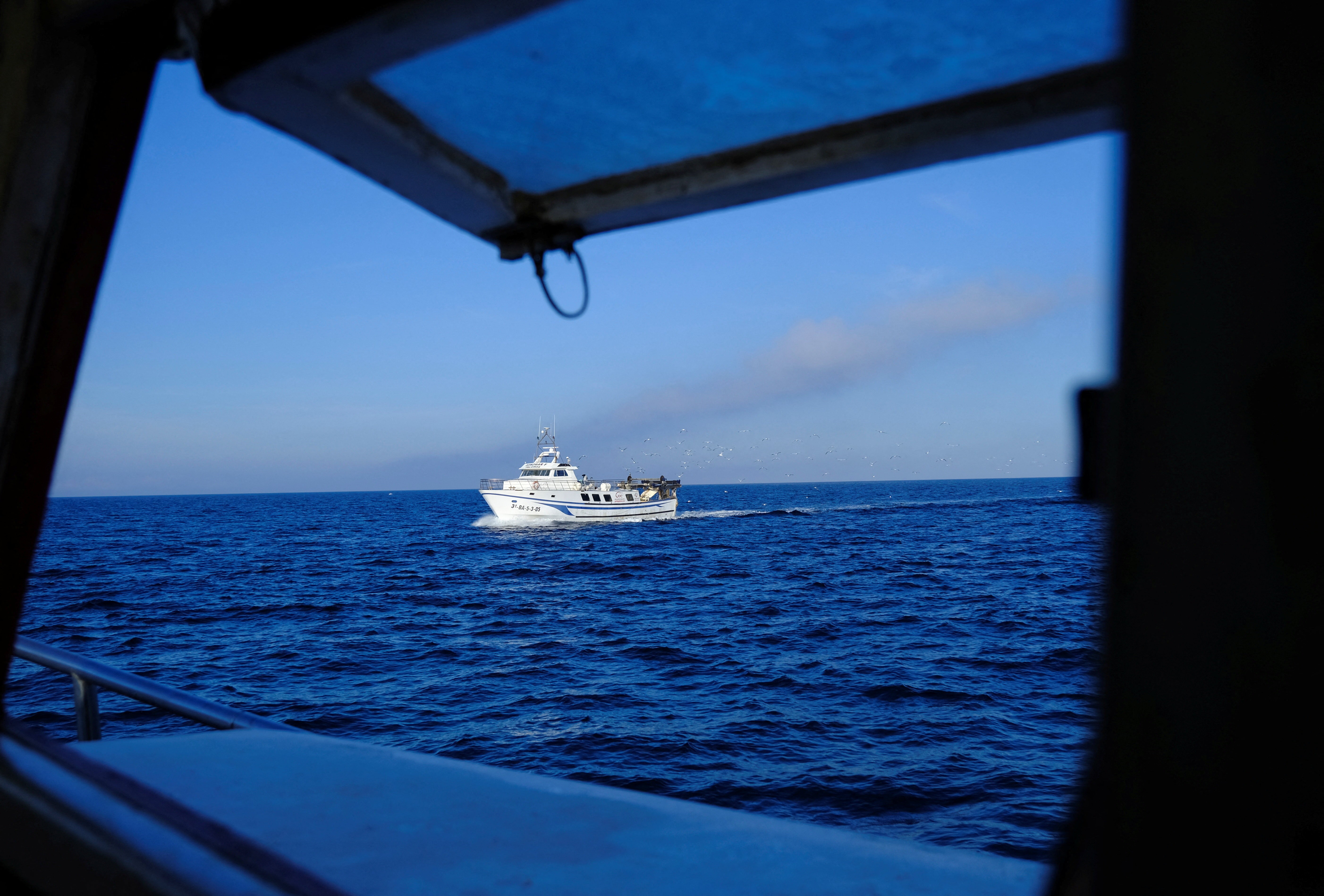 ONG diz que embarcação com mais de 100 imigrantes naufragou no Mediterrâneo