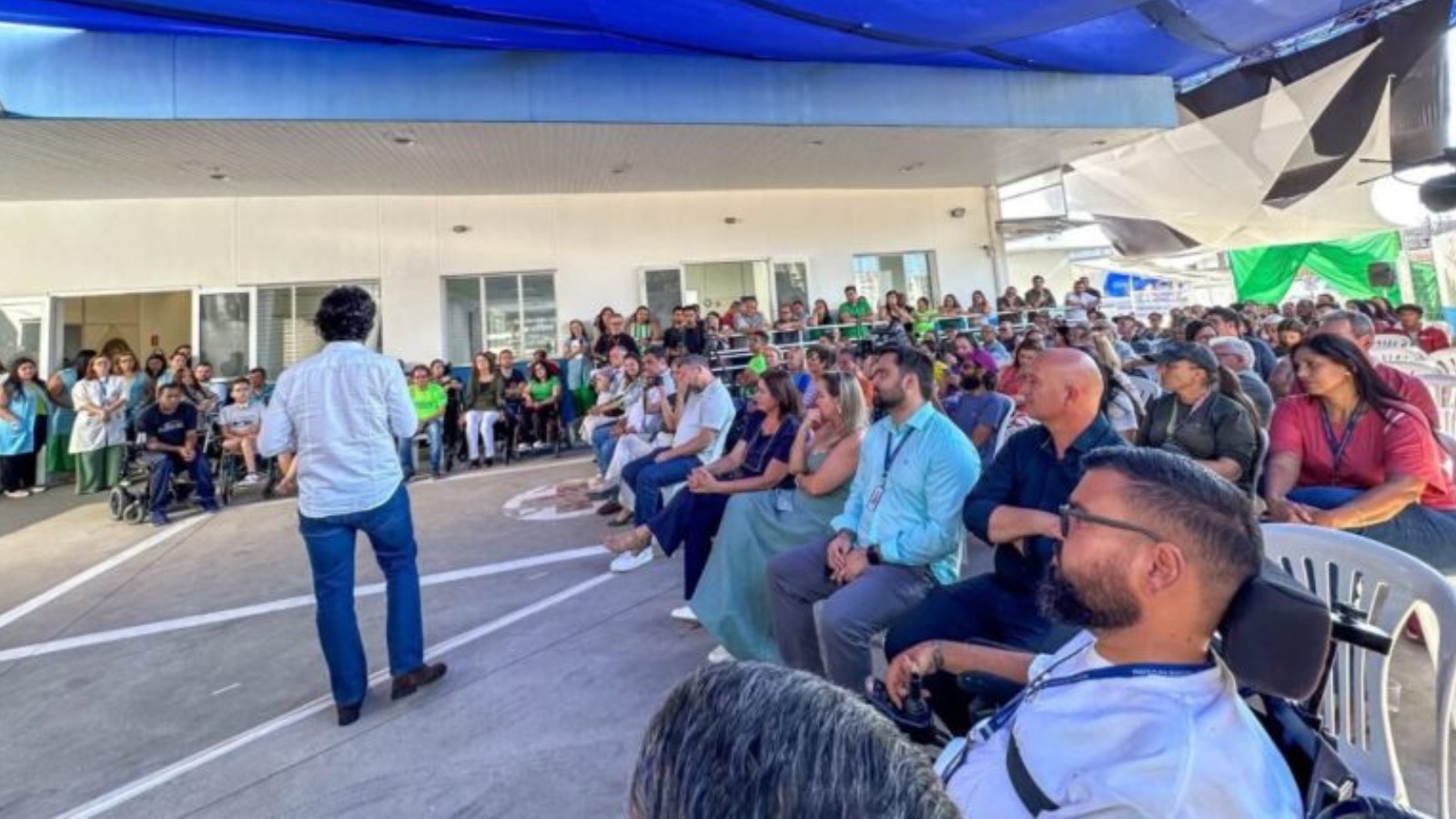 Poços fortalece parceria com a ADEFIP e recebe secretário de Estado em evento