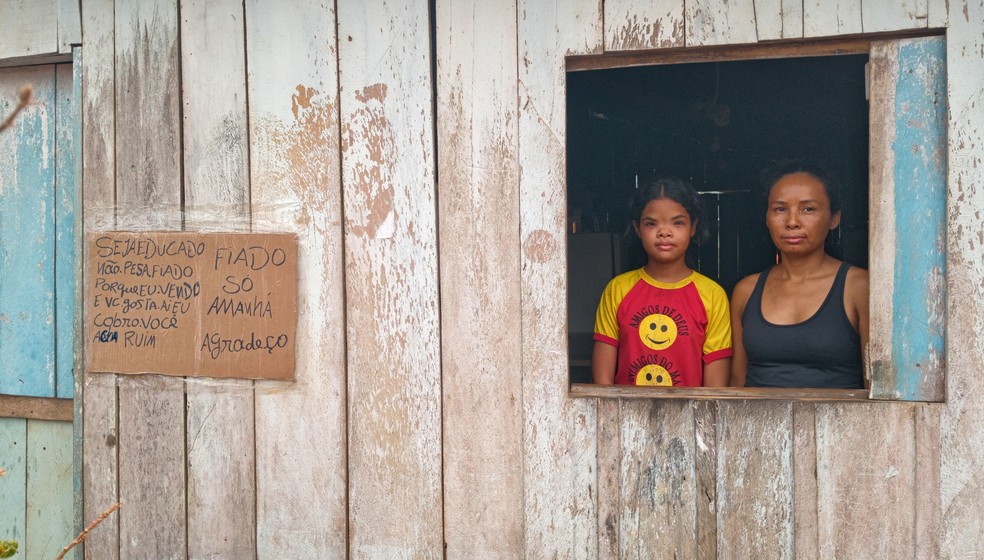 Raimunda Brasil e sua filha — Foto: Marcos Miranda