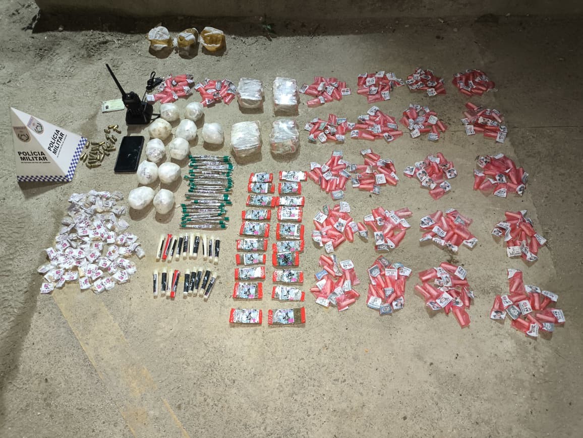 Jovem é preso por envolvimento com o tráfico de drogas em Paraty