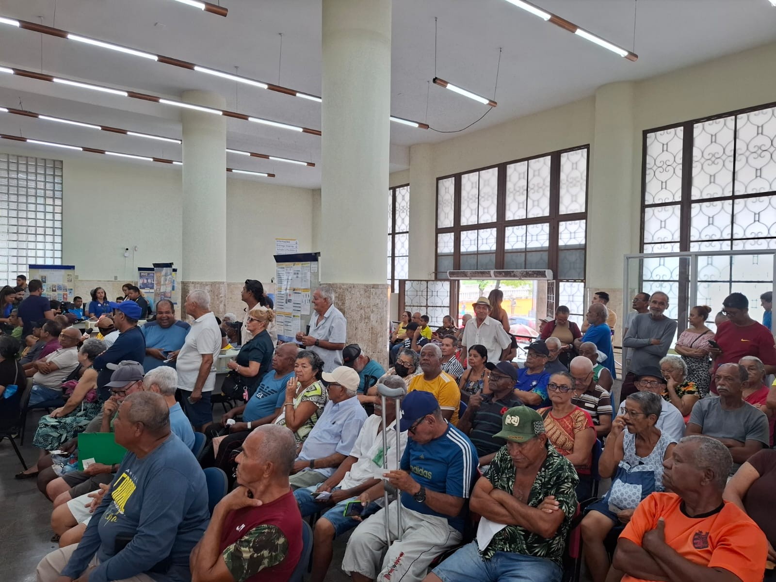 Fraude no INSS: confira agências dos Correios com atendimento presencial para aposentados que tiveram descontos indevidos em PE
