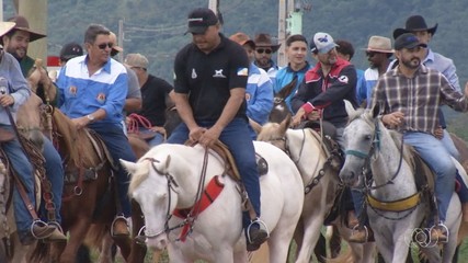 Saiba mais sobre a tradicional cavalgada dos tropeiros em Taquaruçu