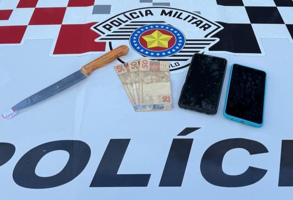Adolescente, de 17 anos, foi apreendido em Dracena (SP) — Foto: Polícia Militar