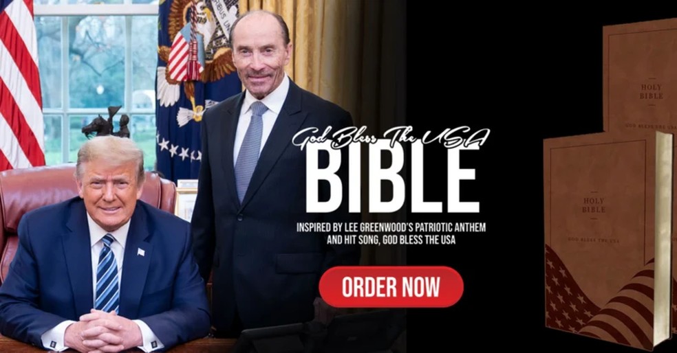 Apuração da AP mostrou que bíblias God Bless the USA eram feitas na China. — Foto: Reprodução via BBC