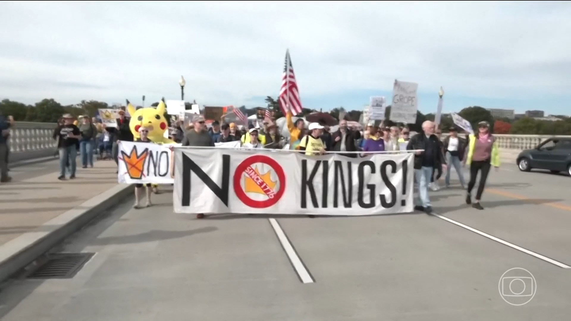 Multidões protestam contra Trump em cidades dos EUA sob o lema 'No Kings'