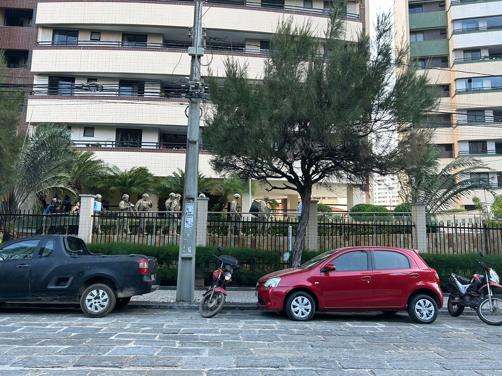 A mãe foi socorrida por uma equipe do Serviço de Atendimento Móvel de Urgência (Samu) e está em casa. — Foto: Reprodução