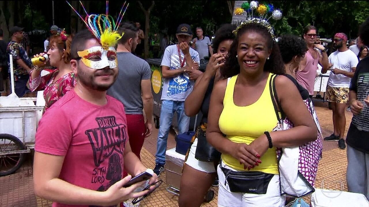 Veja dicas para não ter o celular furtado no bloco de carnaval e saiba ...