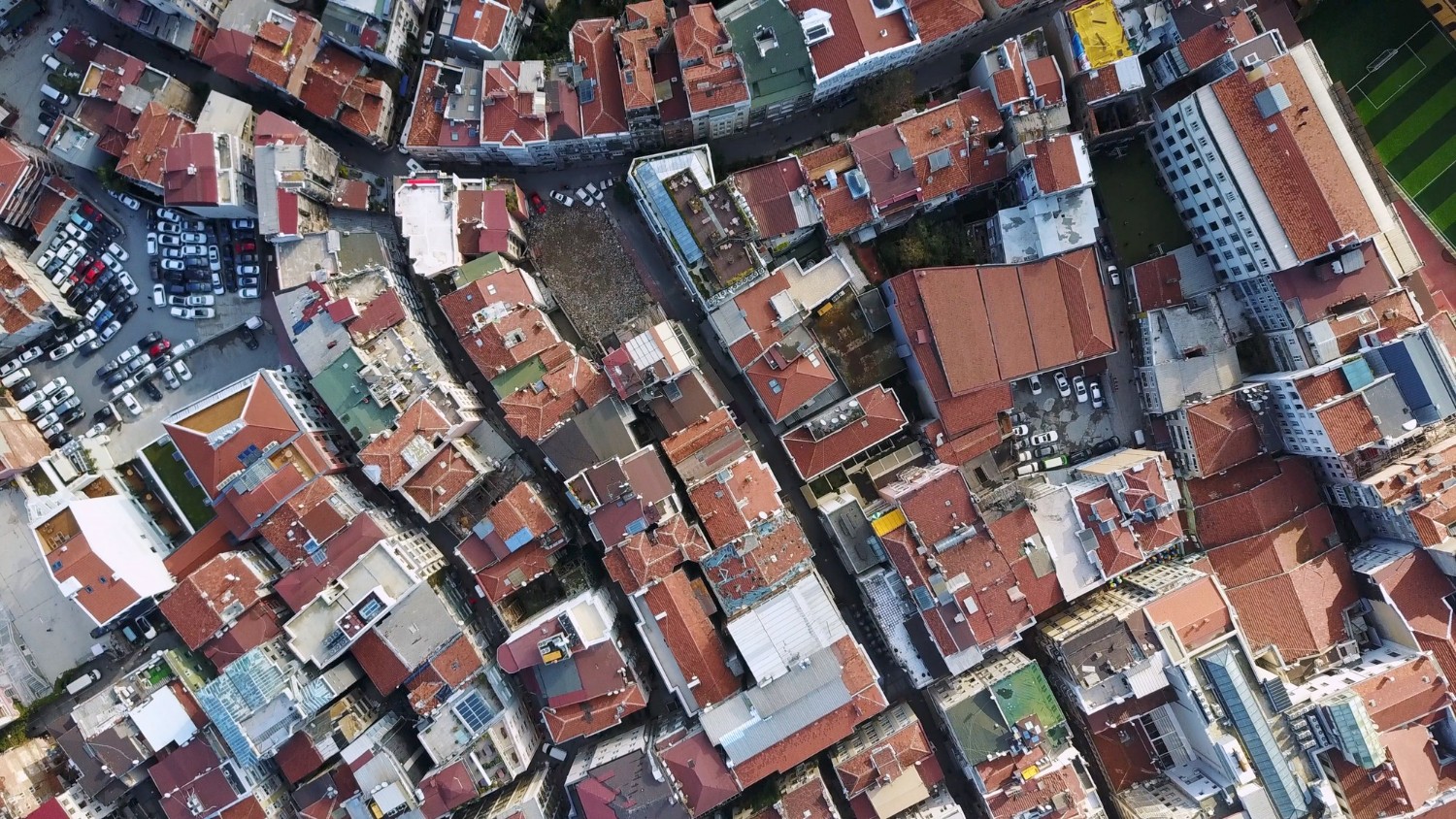 Lá vem o Enem: saiba como fazer uma redação sobre o impacto da urbanização na saúde mental 