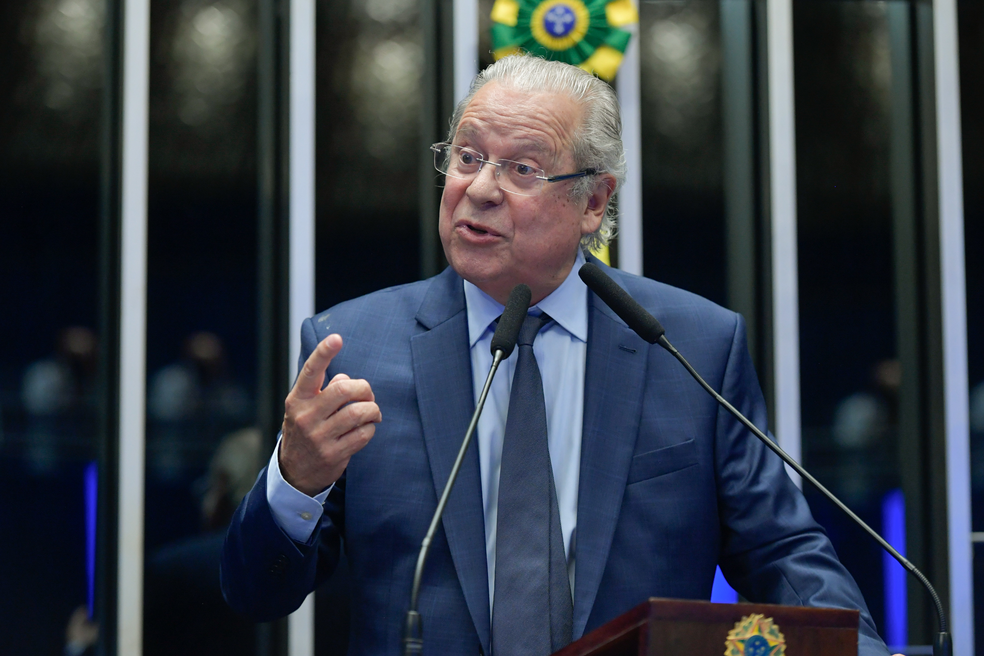 José Dirceu em sessão solene no Congresso, em abril de 2024 — Foto: Geraldo Magela/Agência Senado