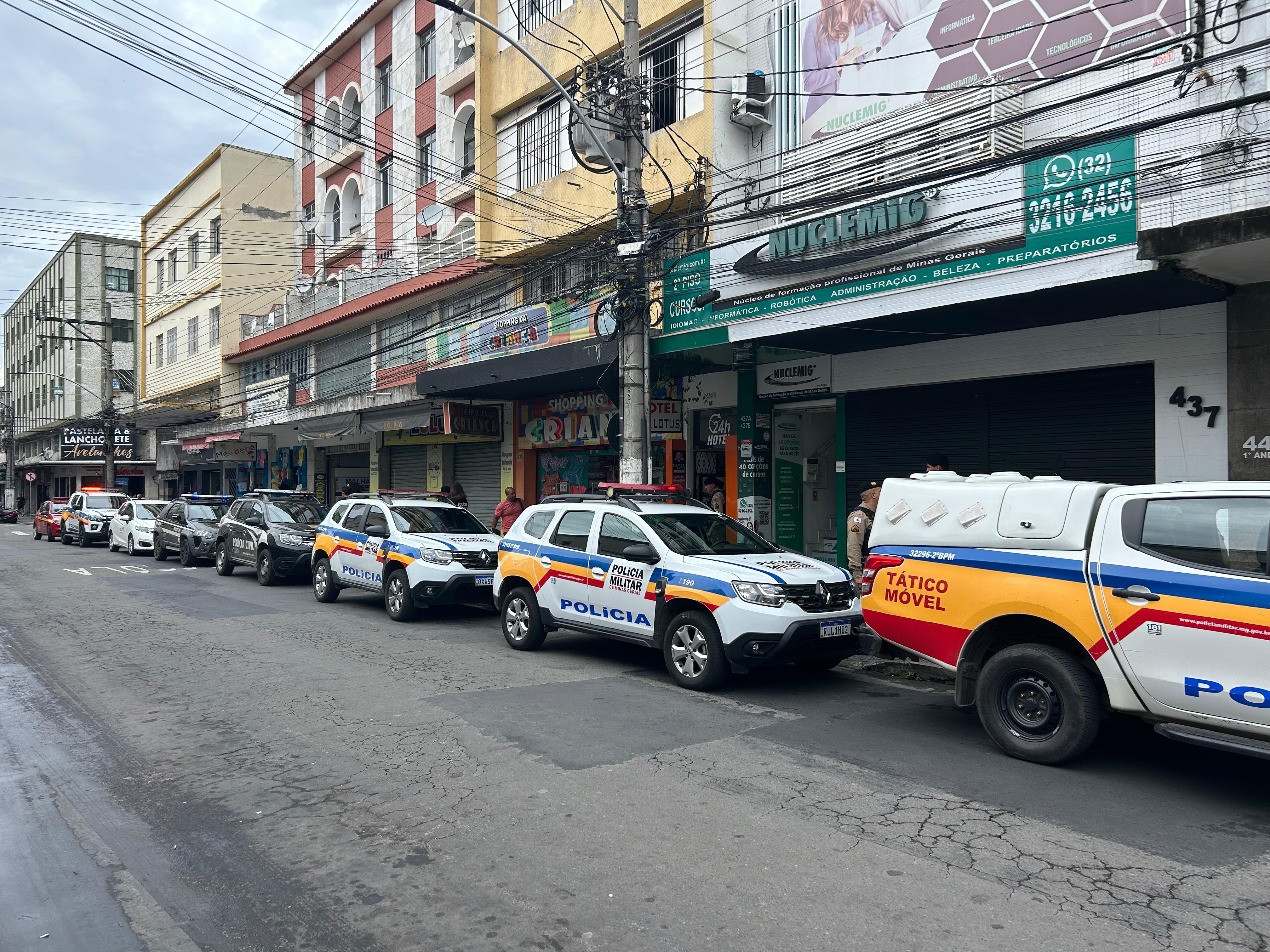 Hotéis do Centro de Juiz de Fora são alvos de operação contra roubos, furtos e tráfico de drogas