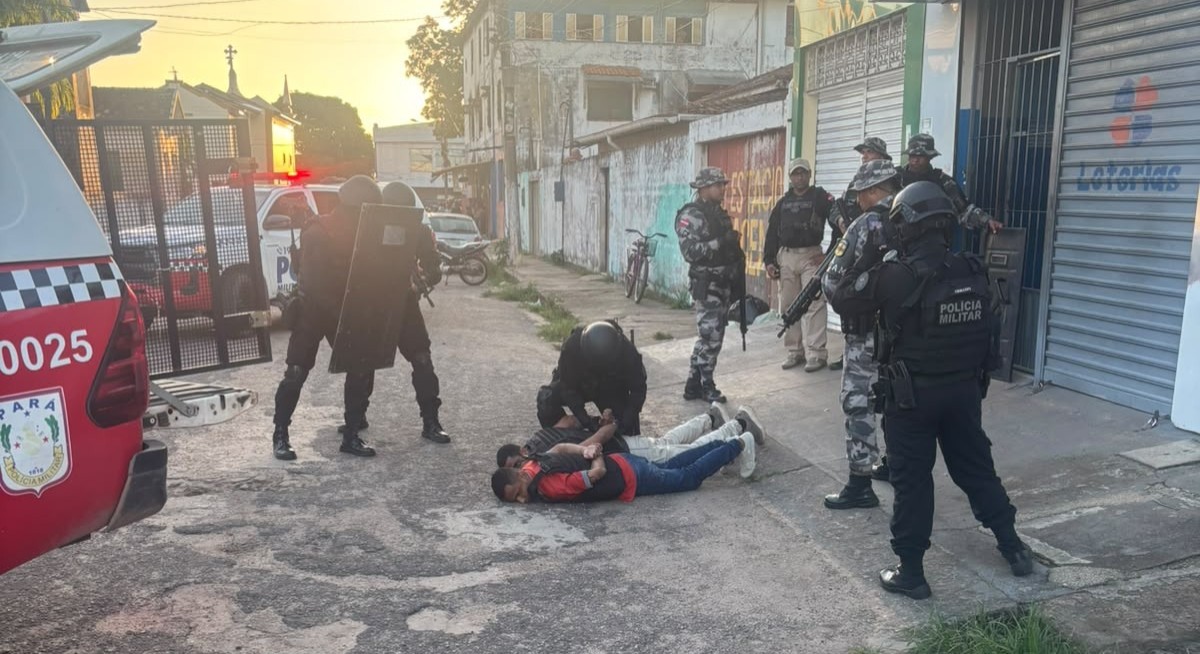 Após 6h de negociação, criminosos se rendem e liberam reféns em assalto a lotérica no Marajó