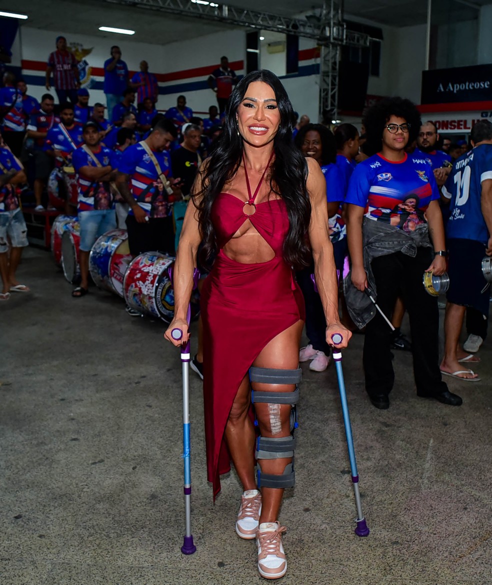 Gracyanne Barbosa na quadra da União da Ilha, escola da qual é rainha de bateria — Foto: Webert Belicio/ AgNews