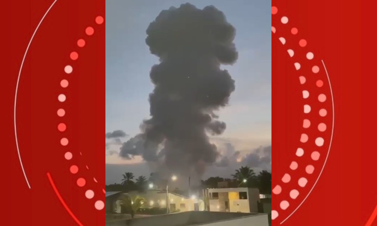 Nuvem de fumaça assusta moradores de cidade na Bahia durante queima controlada de explosivos no DPT