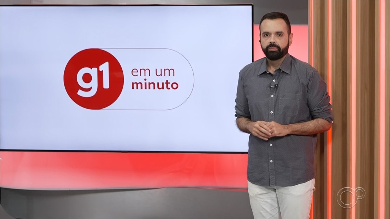 Acidente entre carro e carreta interdita Raposo Tavares em Sorocaba 