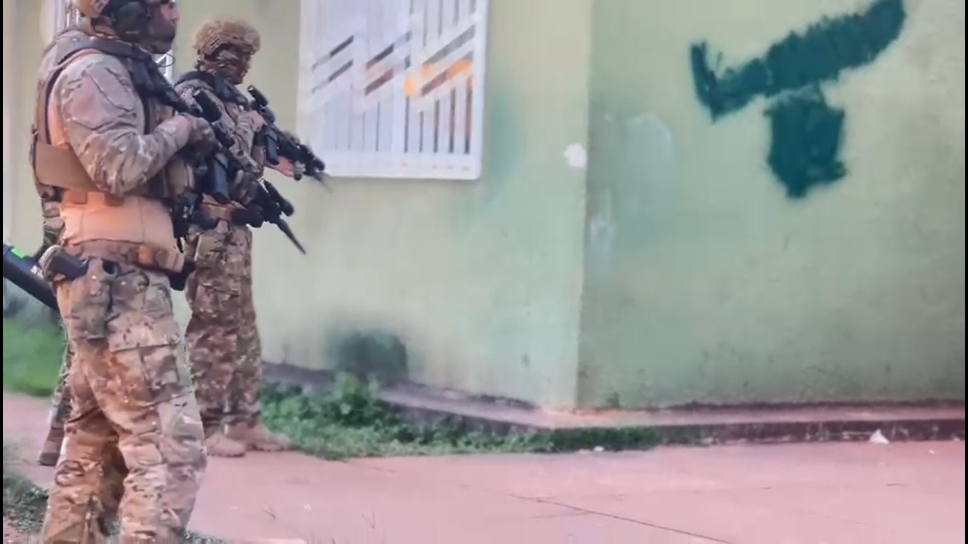 PF deflagra operação contra comércio ilegal de armas por facções criminosas em Roraima