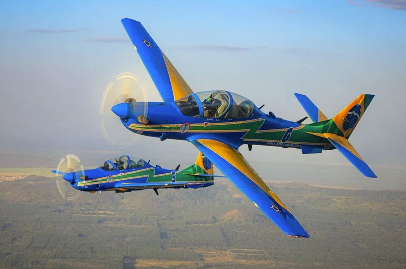 Super Tucano: conheça caça que voa de ponta cabeça da Esquadrilha | G1