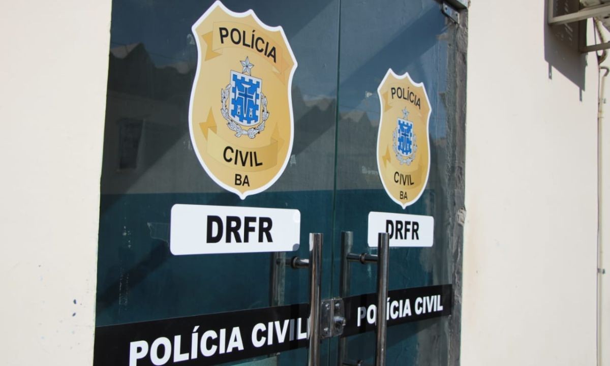 Homem é preso por tentativa de estelionato após tentar extinguir IPTU de imóveis em Vitória da Conquista