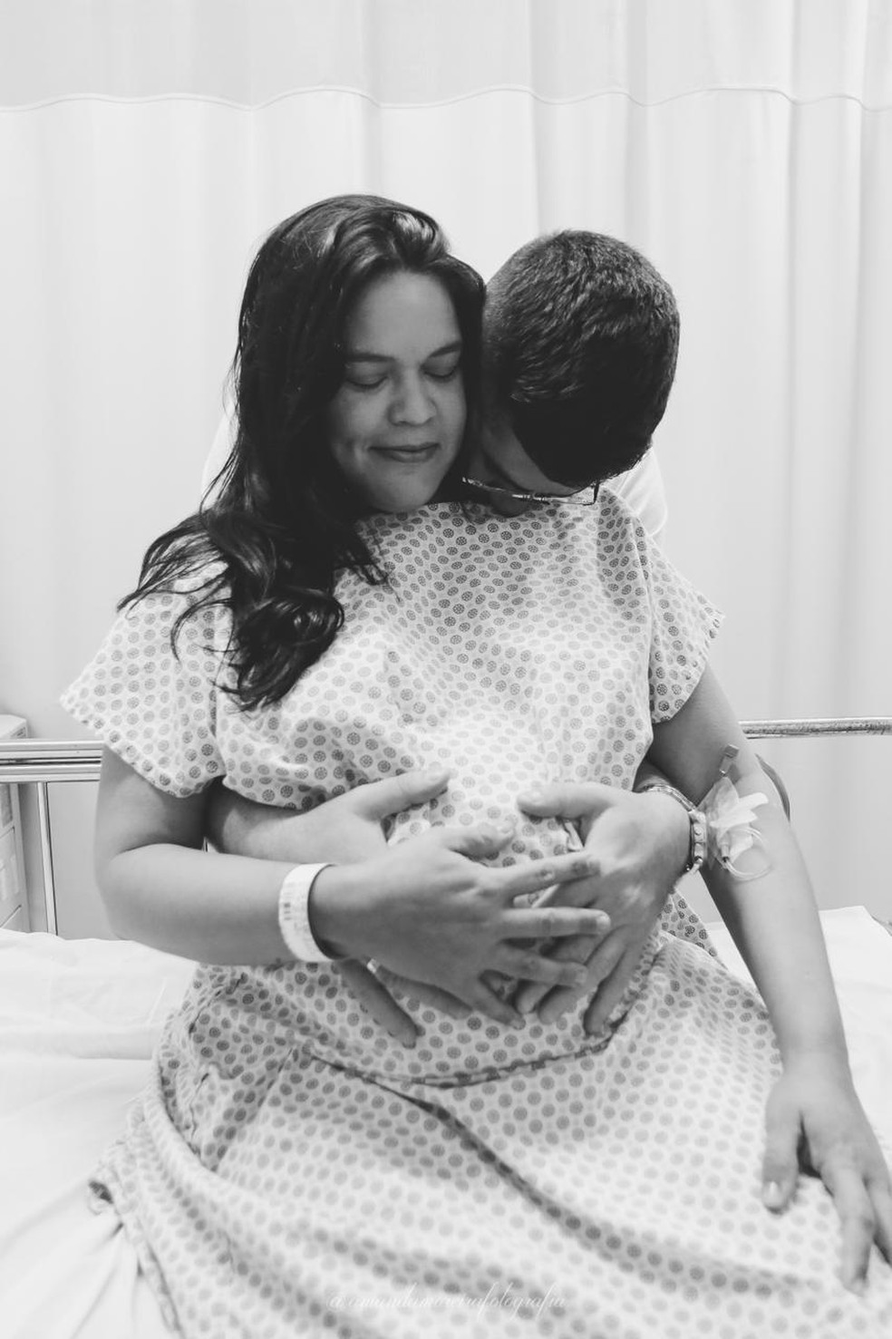 João Victor da Silva  Ferreira e a esposa Cristina Aparecida Nunes da Silva no dia do nascimento da filha Bella Victória, em Maceió — Foto: Arquivo pessoal