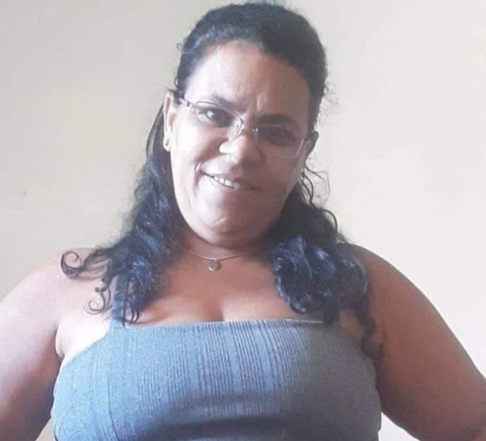 Maria da Conceição Mendes da Silva, de 43 anos, morreu na tragédia do prédio que desabou no Janga — Foto: Acervo pessoal