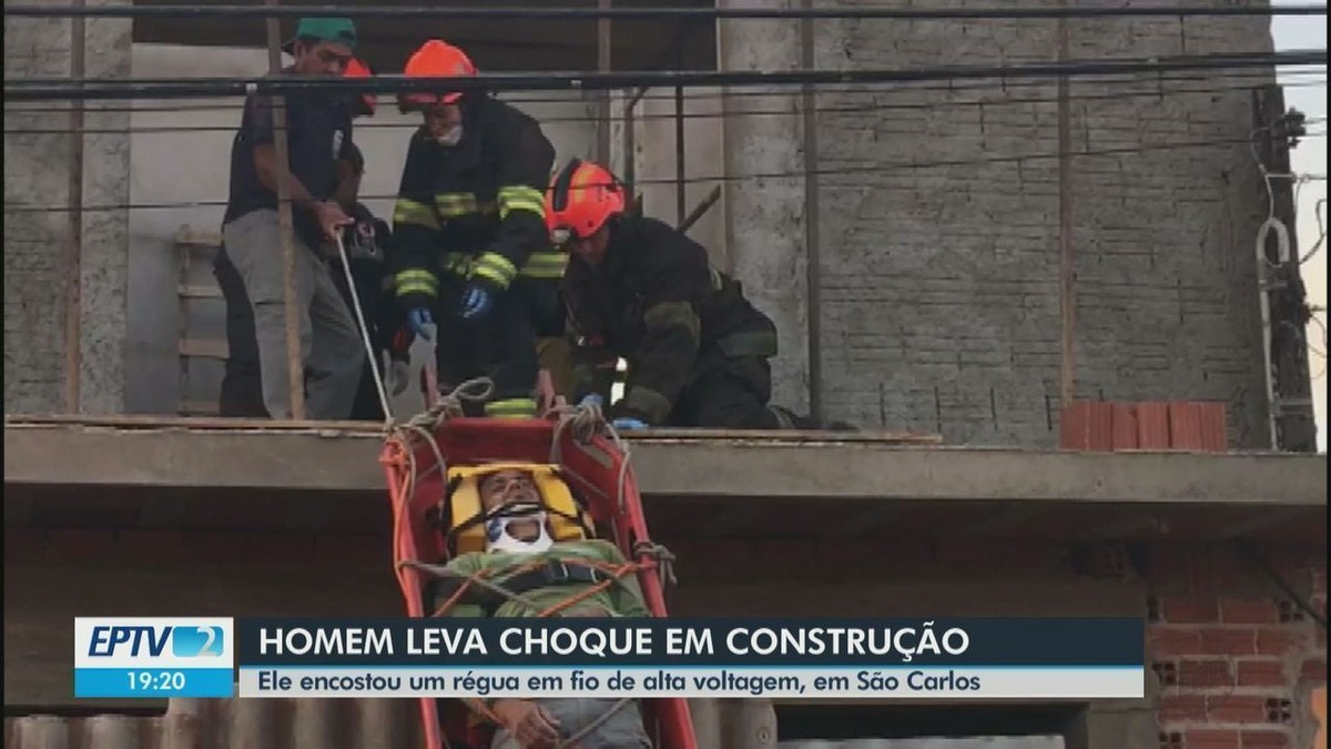 Pedreiro Fica Ferido Após Encostar Em Fio De Alta Tensão E Levar Choque Em Obra De São Carlos 8984