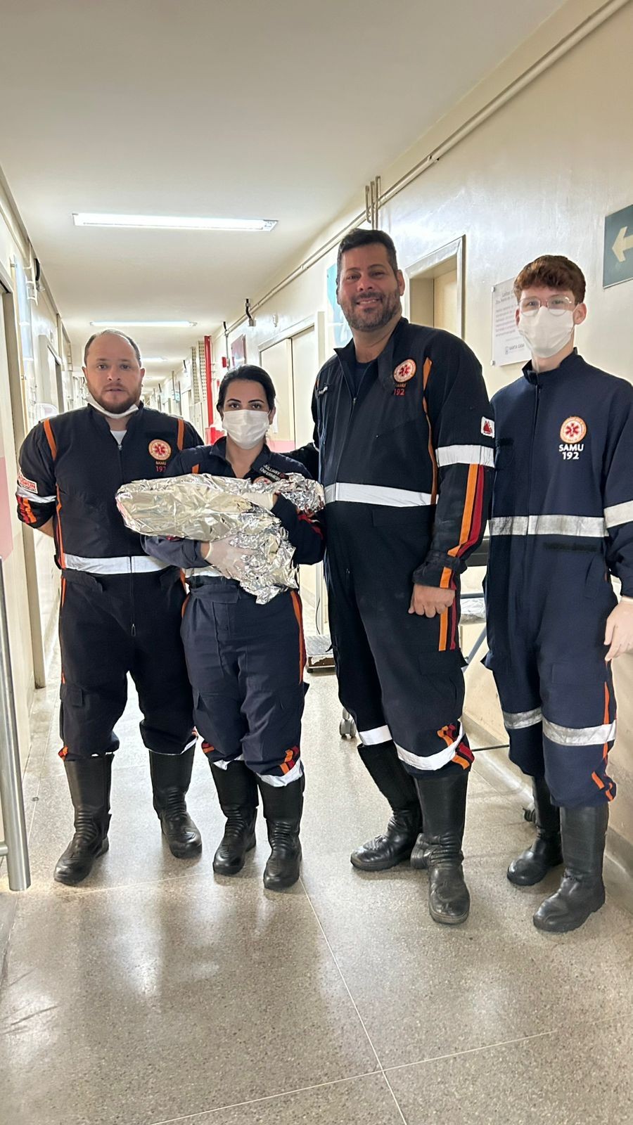 Bebê é reanimado após sofrer parada cardiorrespiratória durante parto em casa