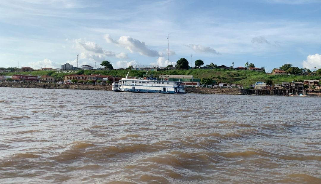 Rio Gurupatuba mantém nível elevado em pleno verão amazônico e preocupa Defesa Civil em Monte Alegre
