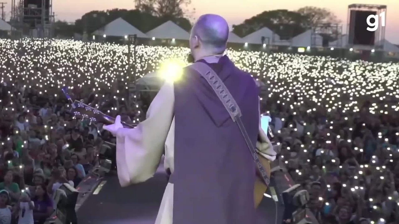 Frei Gilson lota Hallel em Franca, SP, e emociona público: 'Sou apenas um servo do Senhor'