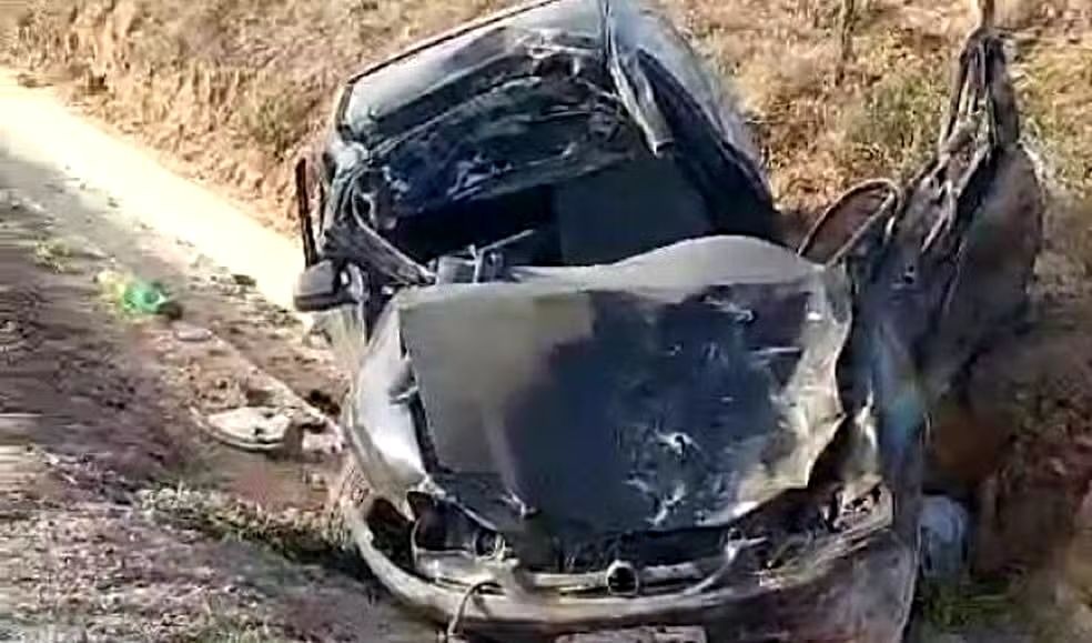 Morre terceira vítima de acidente entre carro e caminhão na BR-116 