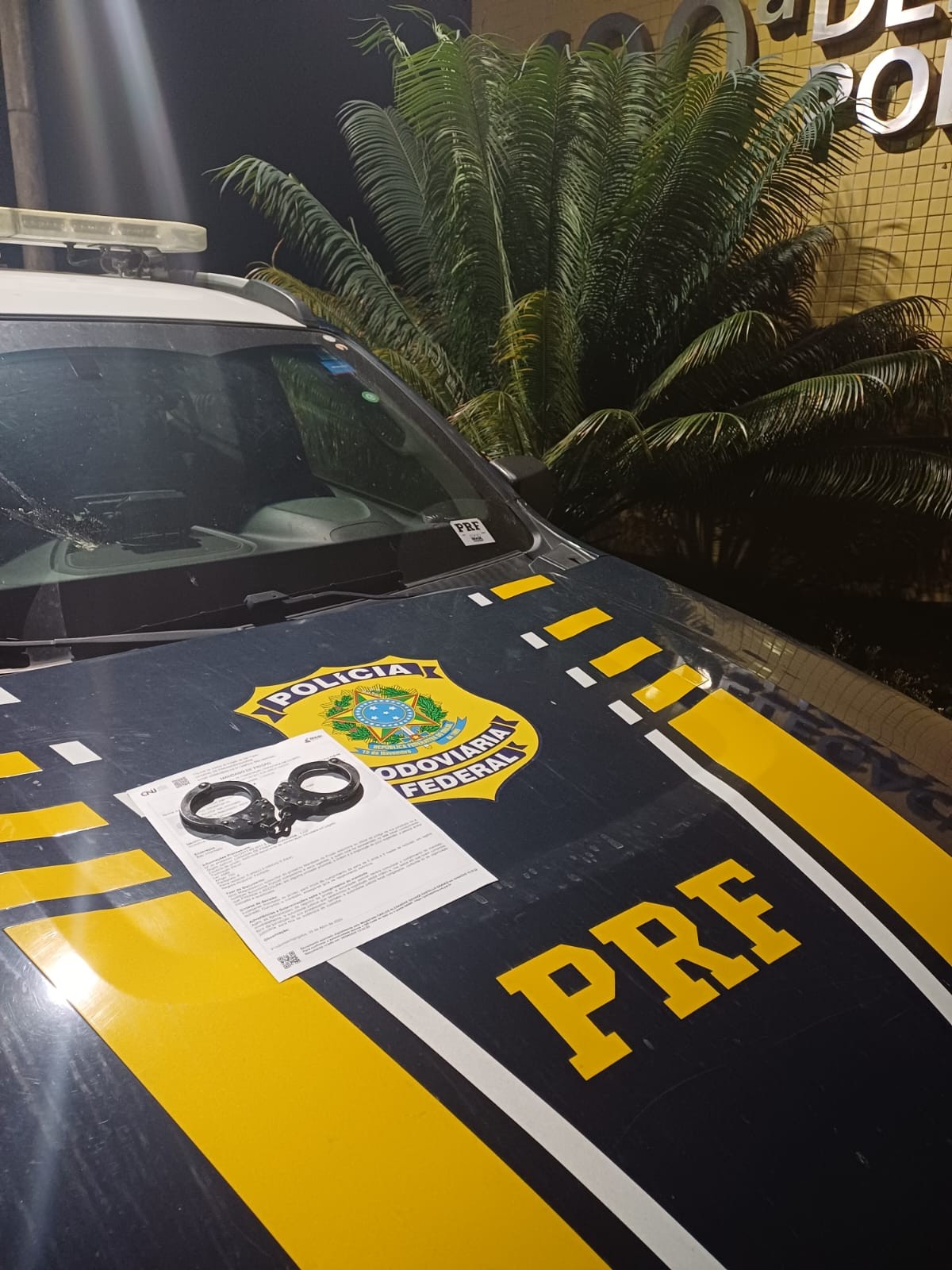 Mulher é presa por furto na Via Dutra, em Porto Real