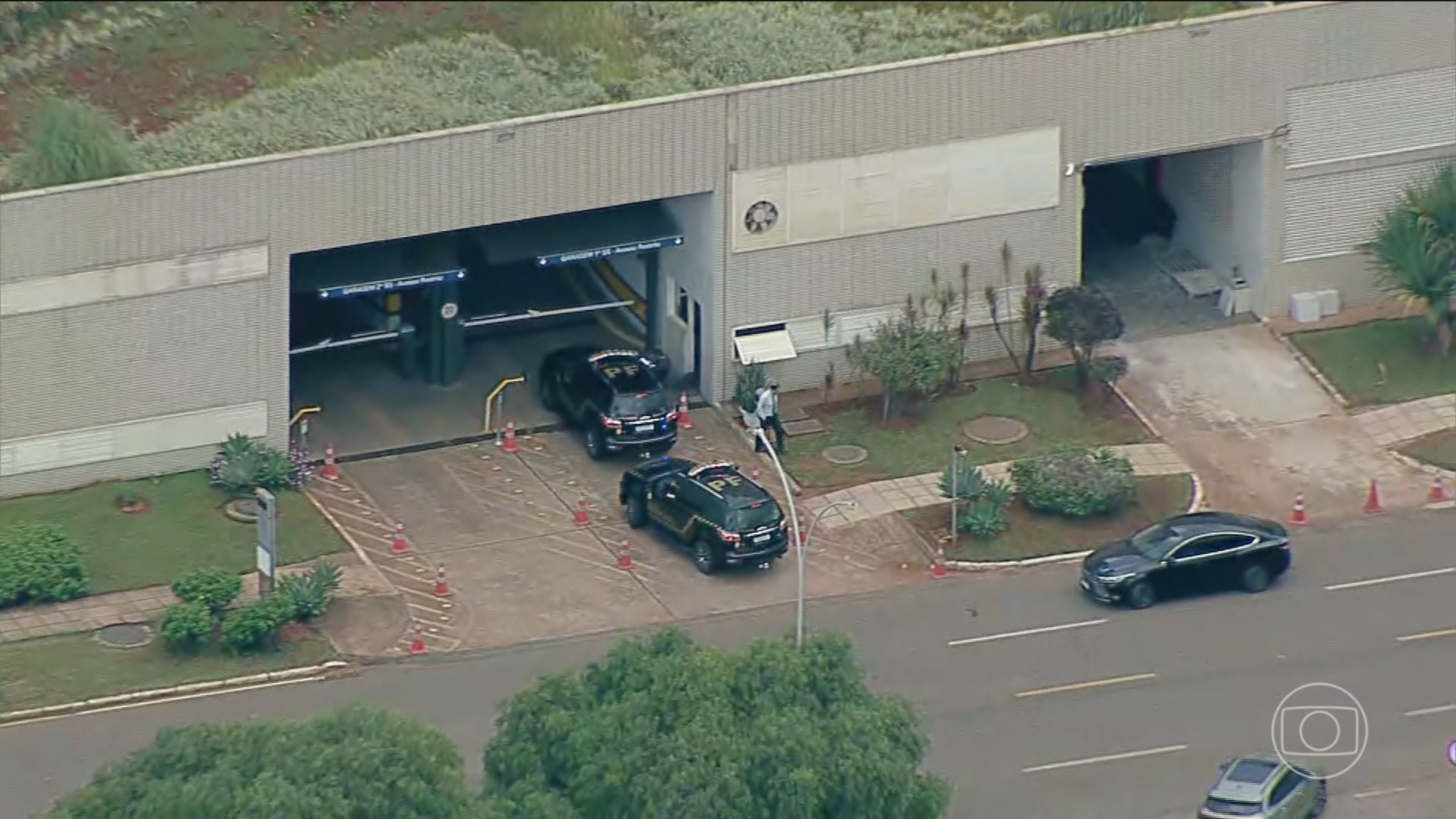 Polícia Federal interroga dono do Banco Master, ex-presidente do Banco de Brasília e diretor de fiscalização do Banco Central