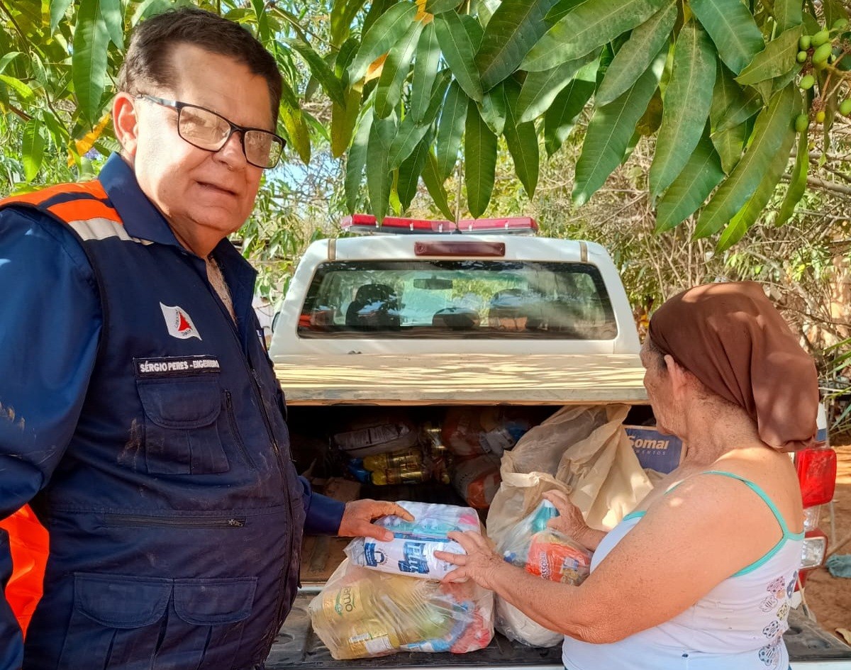 Prefeitura de Montes Claros auxilia atingidos pela seca na zona rural