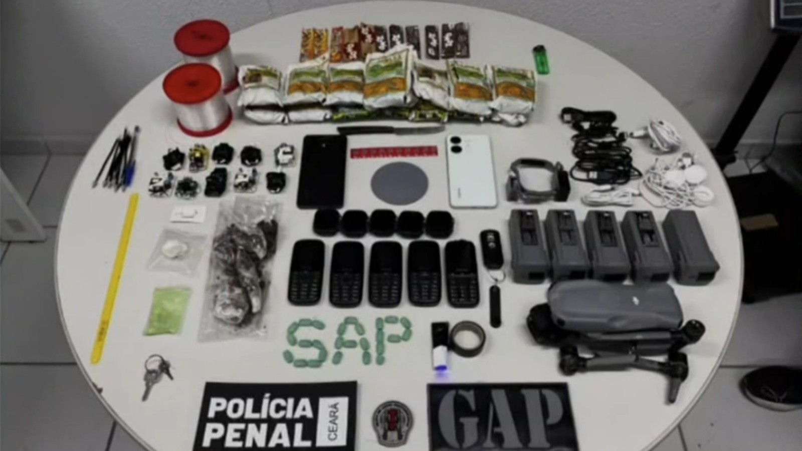 Polícia prende trio que usava drone para tentar levar drogas e celulares a presídio no Ceará