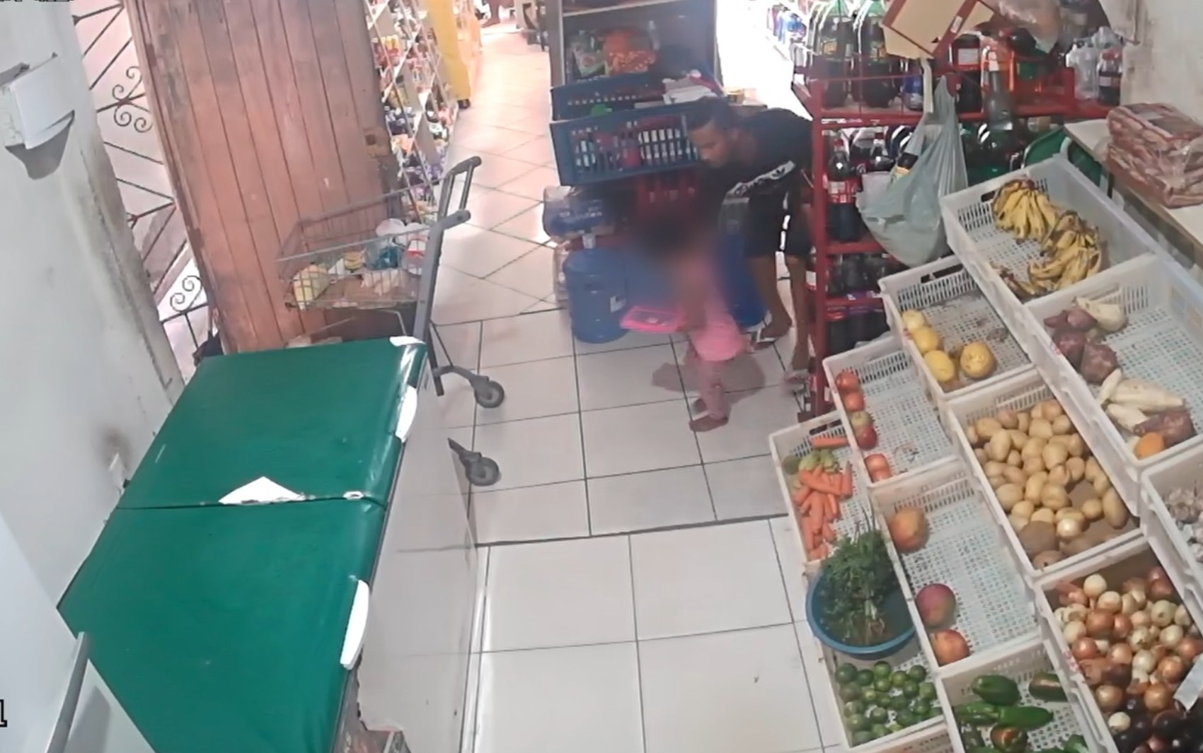 Homem suspeito de violentar sexualmente bebê de 2 anos é linchado por moradores na Bahia