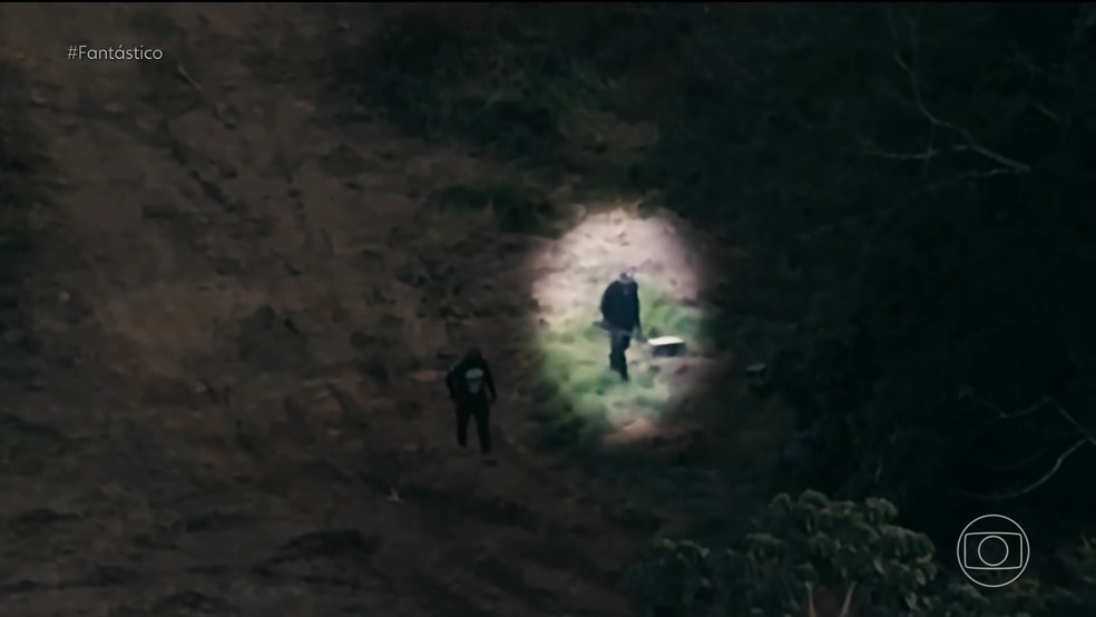 Imagens reunidas por investigadores mostram as tentativas de intimidação dos criminosos — Foto: Reprodução/TV Globo