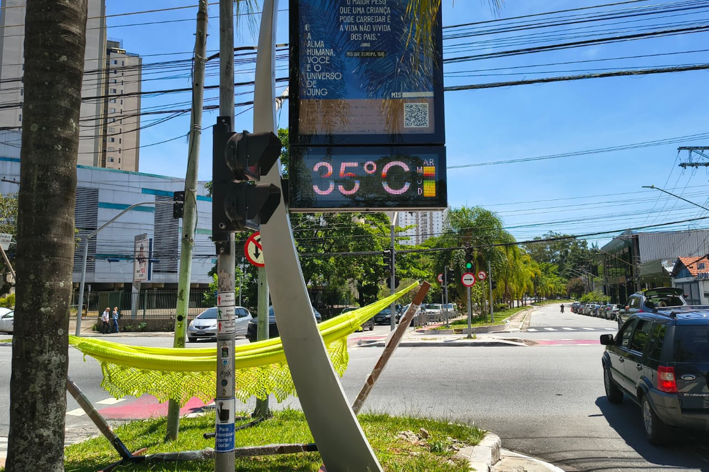 Após termômetros baterem 34,6°C, chuva chega à cidade de SP, e Zona Sul entra em estado de atenção para alagamentos