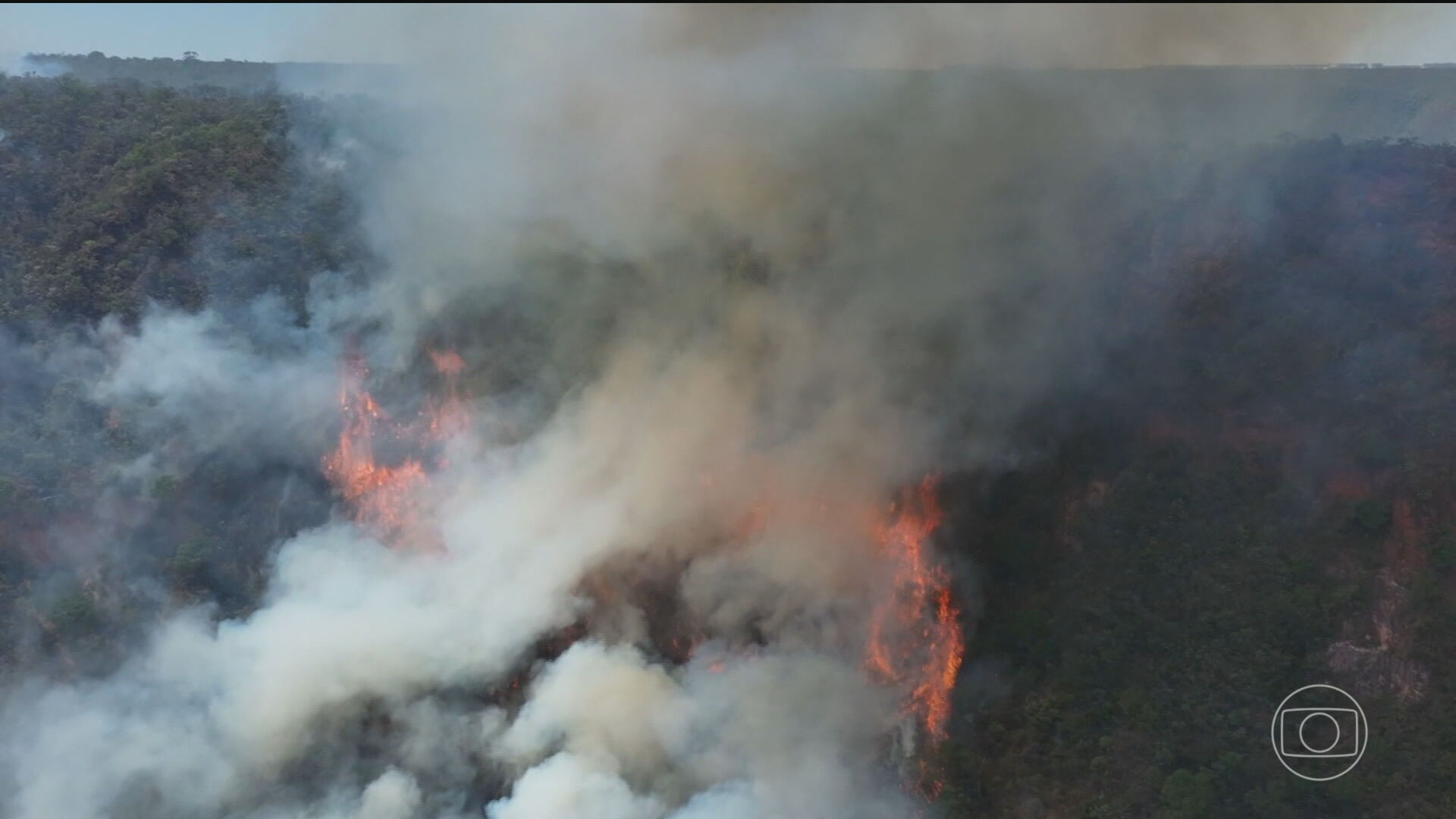 Incêndio ameaça um dos maiores complexos de cavernas na América Latina