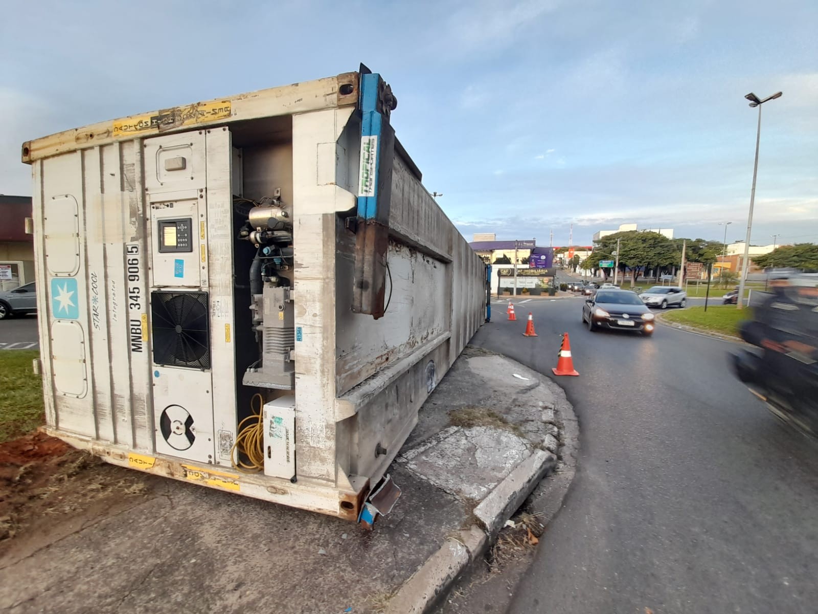 Casos de veículos com pneu furado em rodovias da região de Campinas crescem  15,5% em 2022, apontam concessionárias, Campinas e Região