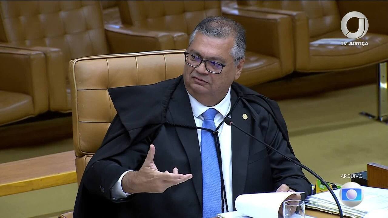 Gilmar Mendes manda suspender 'penduricalhos' do MP e do Judiciário