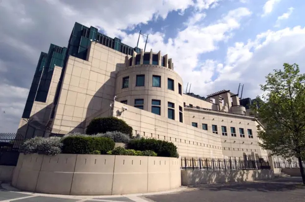 Sede do MI6, serviço secreto britânico, em Londres, no Reino Unido — Foto: Alex Segre/BBC