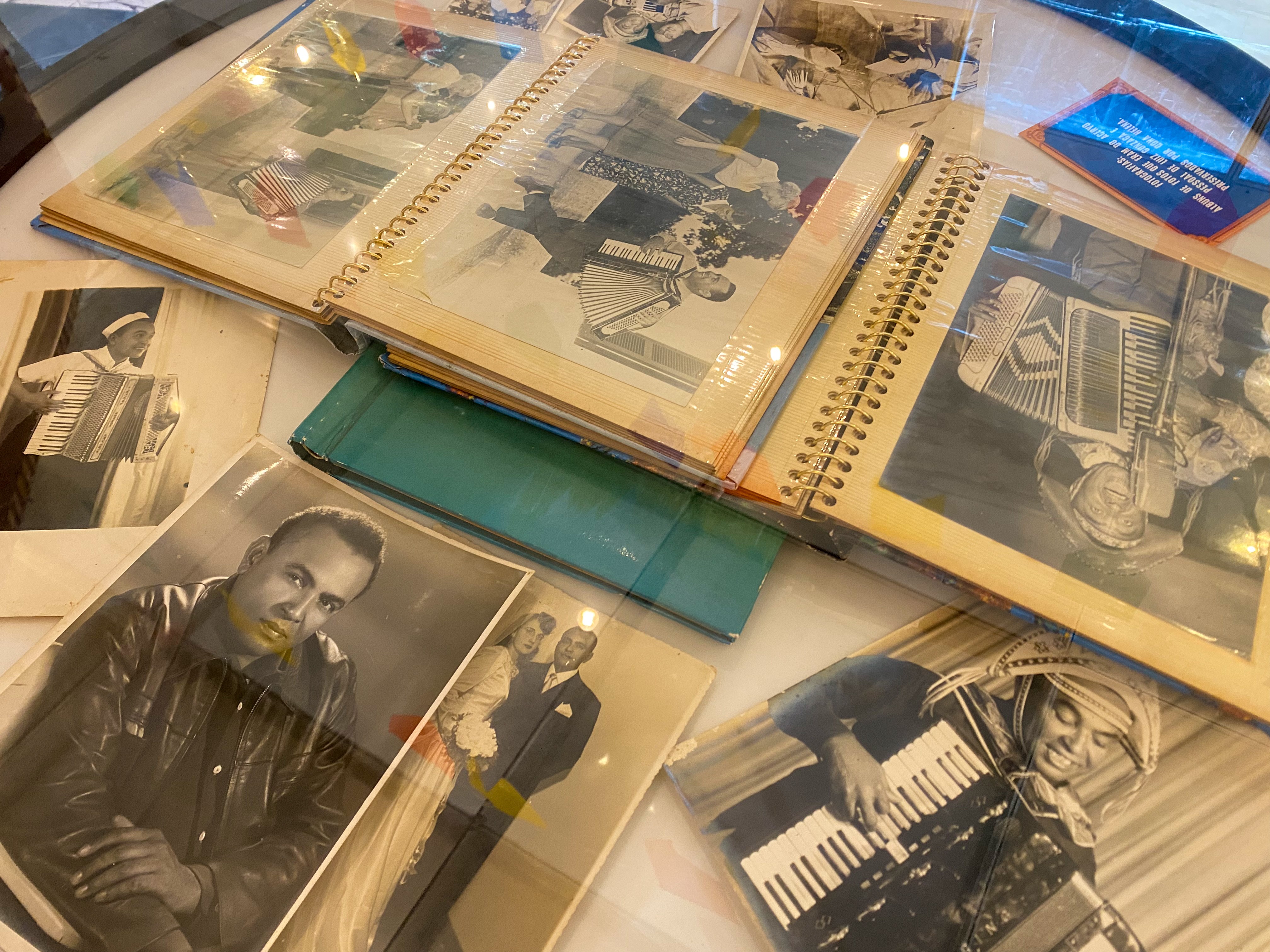 Luiz Gonzaga: exposição homenageia o Rei do Baião em Campina Grande — Foto: Maria Eduarda Batista