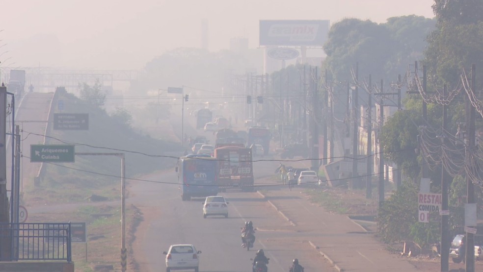 Fumaça em Porto Velho na terça-feira, 24 de julho — Foto: Gladson Souza/Rede Amazônica