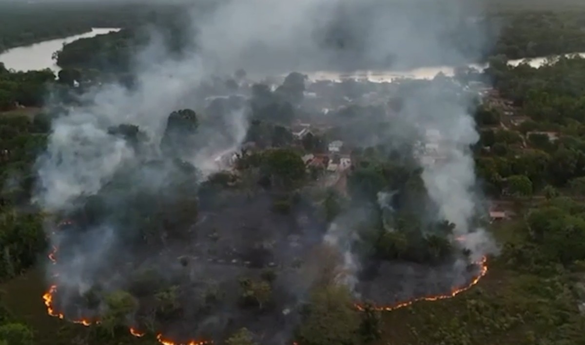 Homem morre após inalar fumaça durante incêndio na zona rural de Santo Antônio do Tauá