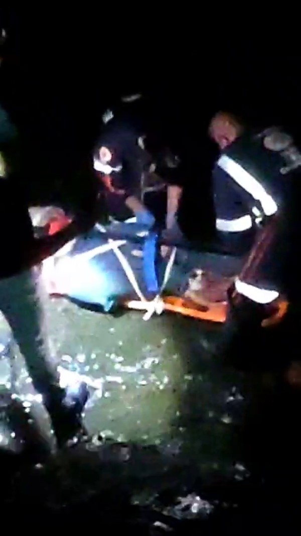 Mulher ferida após moto cair em córrego morre em Campinas
