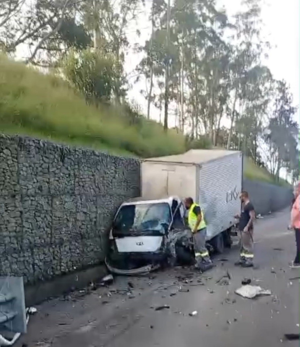 Acidente na Ayrton Senna deixa um morto em Mogi das Cruzes