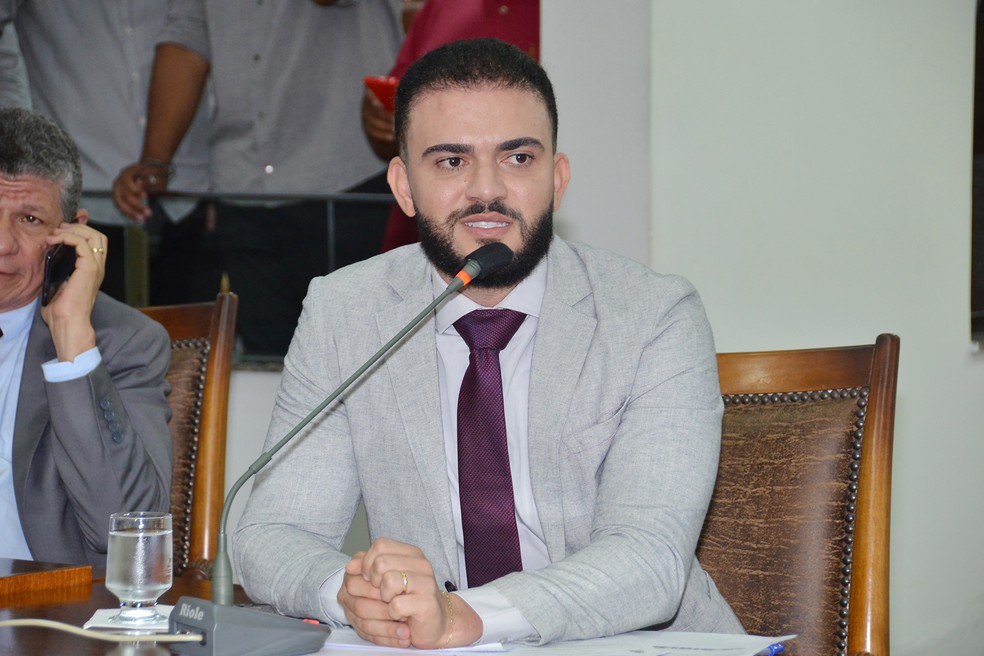 Deputado Leo Barbosa foi eleito para presidir AL no biênio 2025/2026 — Foto: Isis Oliveira/AL/Divulgação