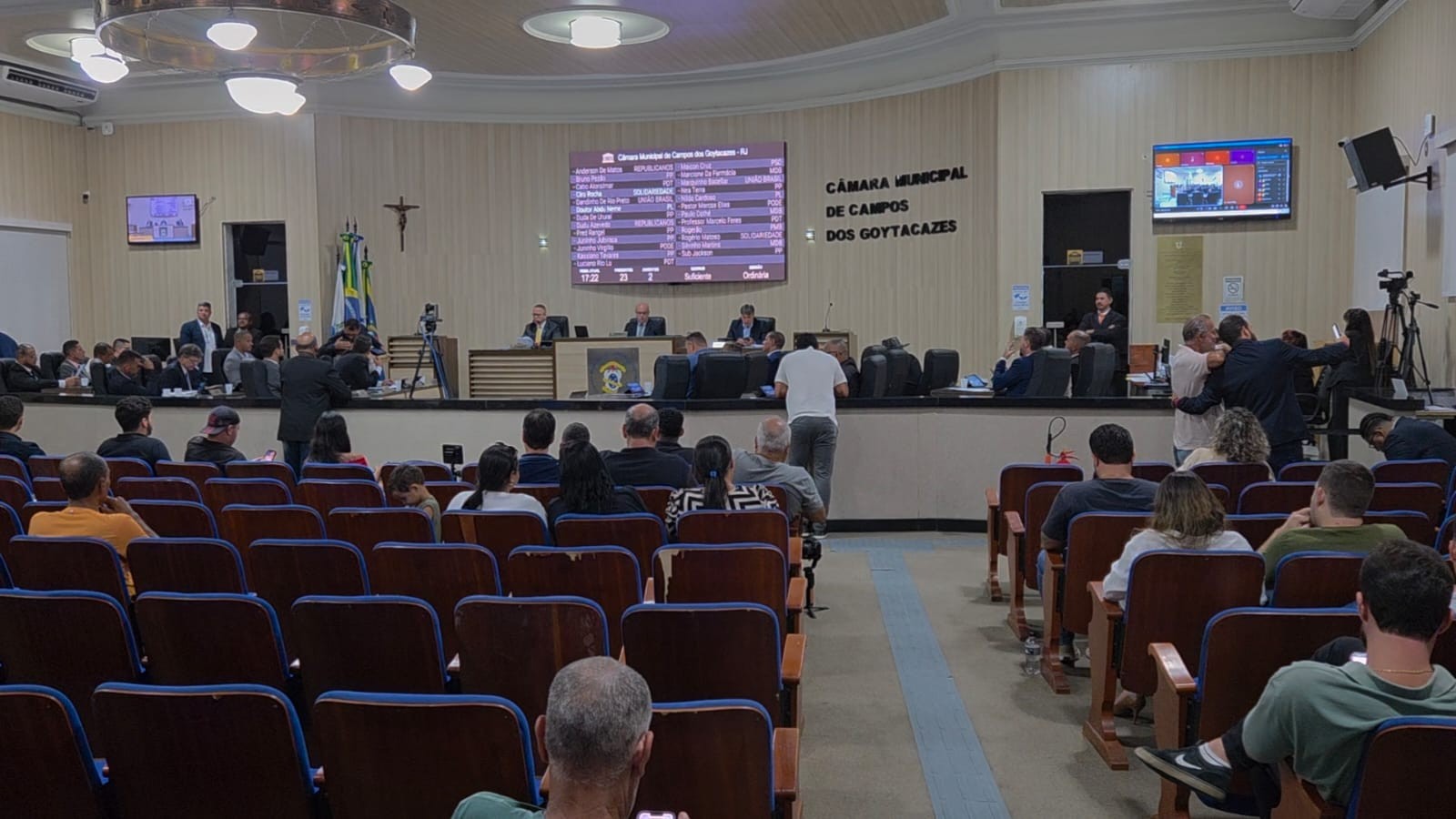 Câmara de Campos realiza audiências e retoma trabalhos legislativos 
