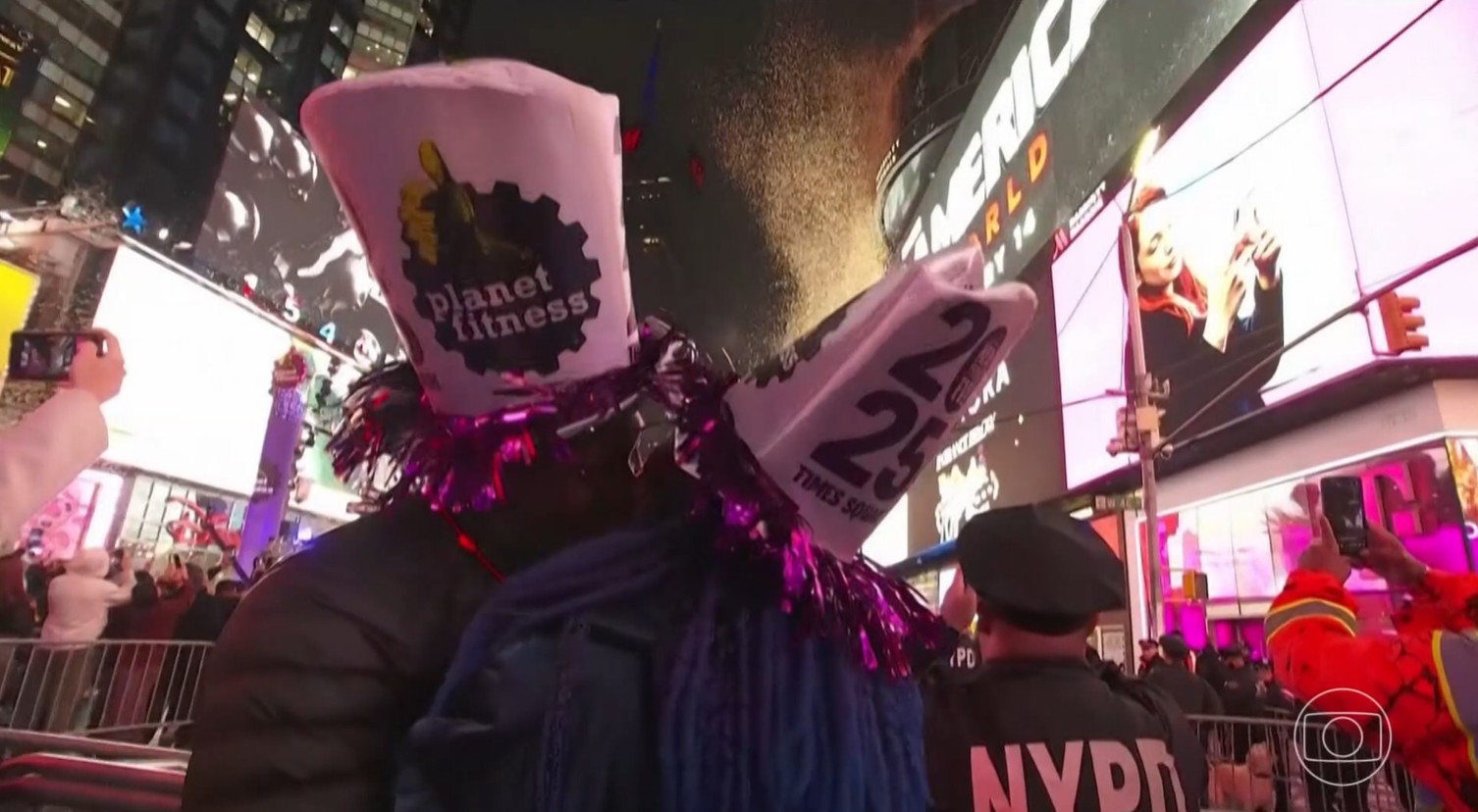 Ano Novo começa com festa ao redor do mundo e pedido de paz do Papa Francisco