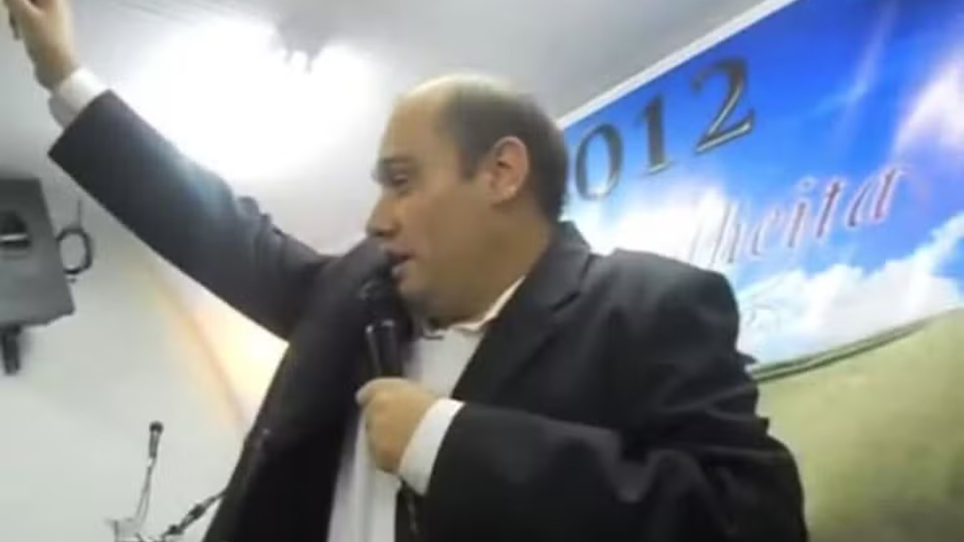 Pastor que cobrava por cura e prometia 'reconstruir seios' tem condenação por estelionato mantida pelo TJMS